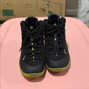 Nike Black and Neon Yellow Kids Sneakers